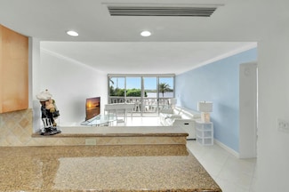 2505 S Ocean Blvd Unit 402, Palm Beach, FL 33480