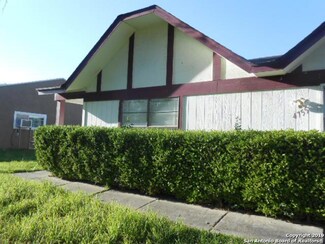 4755 Swann Ln, San Antonio, TX 78219