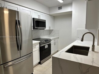 15221 SW 80th St Unit 304, Miami, FL 33193