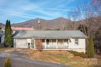 104 Melody Ln, Maggie Valley, NC 28751