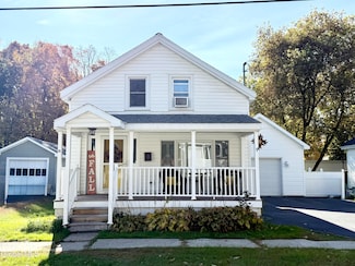 15 Seminary St, Fort Edward, NY 12828