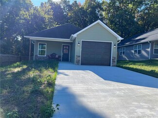 330 Vest Rd, Henryville, IN 47126