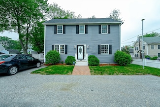 139 Grove Ave, Wilmington, MA 01887
