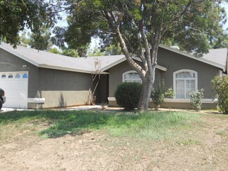2345 S Karen Ave, Fresno, CA 93725