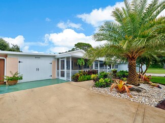 2401 Country Oaks Ln, West Palm Beach, FL 33410