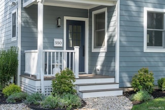 550 Madison St, Greenport, NY 11944