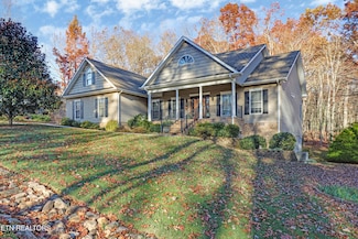 105 Kingsdown Dr, Crossville, TN 38558