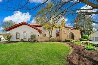2014 Midwest Club Pkwy, Oak Brook, IL 60523