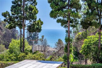 517 Palisades Dr, Pacific Palisades, CA 90272