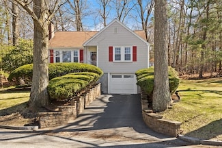 31 Summer Ave, Reading, MA 01867