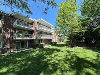 200 Deborah Ln Unit 13C, Wheeling, IL 60090