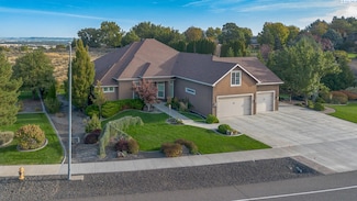 1382 Country Ridge Dr, Richland, WA 99352