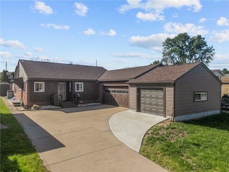 2757 Brodhead Rd, Aliquippa, PA 15001