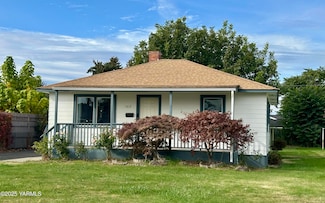 1612 S 4th Ave, Yakima, WA 98902