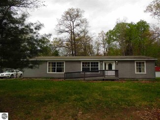 1941 Tammy Dr, Prescott, MI 48756