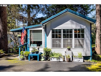3700 N Highway 101 Unit 26, Depoe Bay, OR 97341