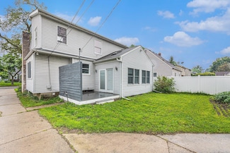 2678 Griffith Ave, Berkley, MI 48072
