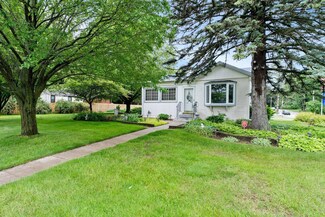 593 Farrell St N, Saint Paul, MN 55119