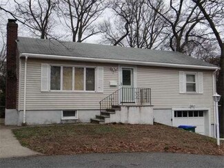 11 Leon Cir, Medford, MA 02155