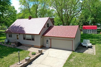 330 1st St W, Lake Lillian, MN 56253
