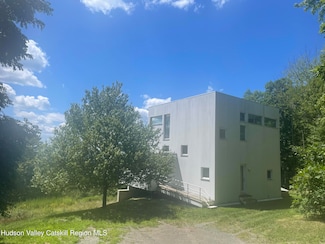 156 Mercer Mountain Rd, East Chatham, NY 12060