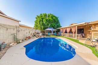 4804 S Elm St, Tempe, AZ 85282