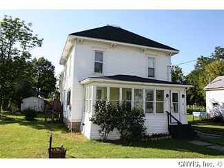 43705 Lake St, Redwood, NY 13679