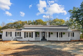 3520 Maxwell Rd, Autryville, NC 28318