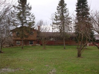 2780 Sentinel Rd, Dorset, OH 44032