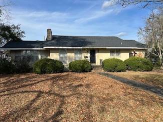 700 5th Ave, Rochelle, GA 31079