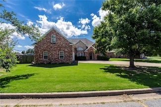 2370 Montclair Ave, Siloam Springs, AR 72761