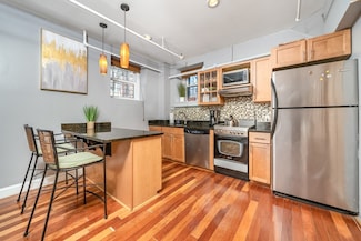 330 Dartmouth St Unit B1, Boston, MA 02116