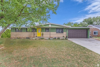 492 W Highland Dr, Riverdale, UT 84405