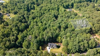 5 Cantrell Rd, Dawsonville, GA 30534