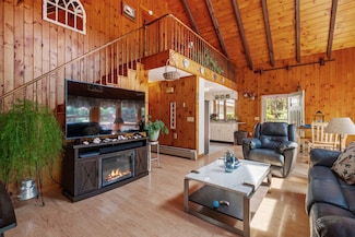 33 Juniper Meadow Rd, Danbury, NH 03230