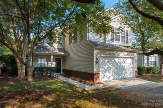 9314 Meadowmont View Dr, Charlotte, NC 28269