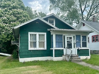 1034 Huey St, South Bend, IN 46628