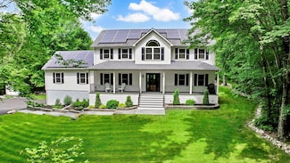 309 Quannacut Rd, Pine Bush, NY 12566