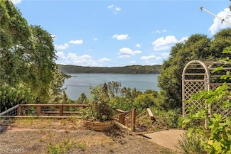 11668 Lakeview Dr, Clearlake Oaks, CA 95423