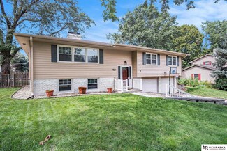 3710 S 112th St, Omaha, NE 68144