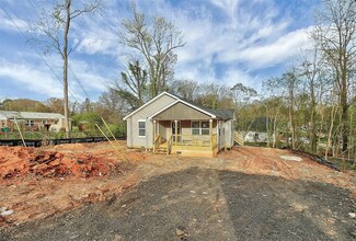 2661 Old Steele Creek Rd, Charlotte, NC 28208