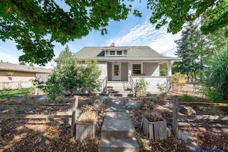 2510 Laurel Ave NE, Salem, OR 97301