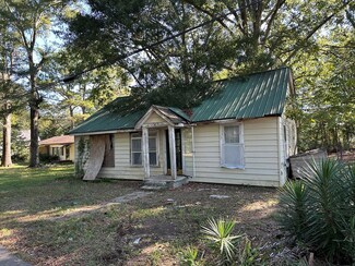 2826 Grove Level Dr, Dalton, GA 30721