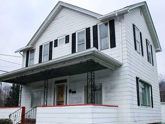 523 Wildwood Ave, Salamanca, NY 14779
