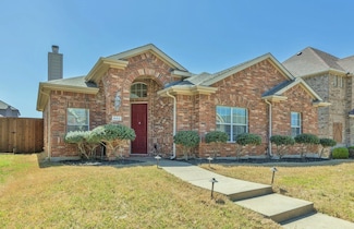 682 Crockett Dr, Lavon, TX 75166