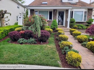 662 Barlow Ave, Staten Island, NY 10312
