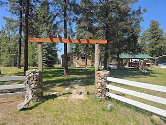 61 Saddle Club Rd, Superior, MT 59872