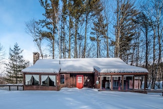 539 W Side Rd, Conway, NH 03818