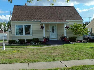 61 Warburton Place, Buffalo, NY 14223
