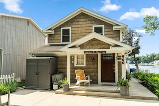 960 Lakeside Dr, Rome City, IN 46784